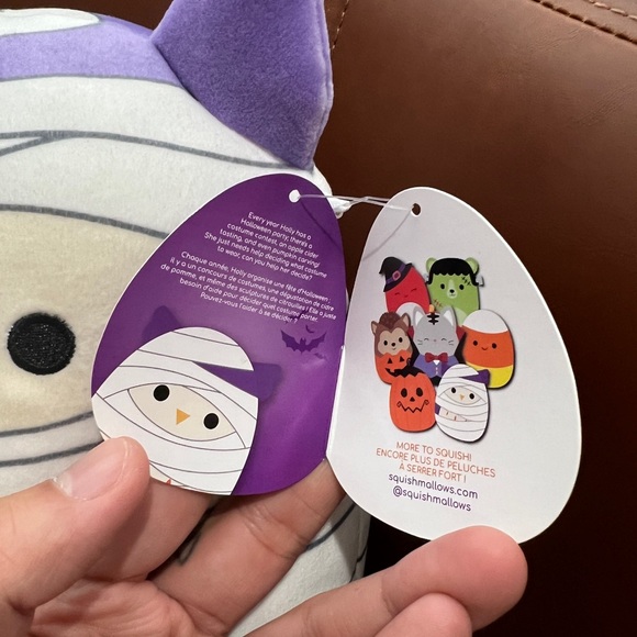 Holly the White Mummy Owl 8” Squishmallow - Picture 2 of 6